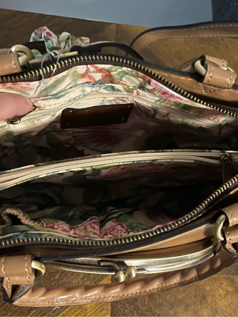 Patrica Nash Angela Leather Satchel with Seashell Scarf Tooled - NWT - Picture 3 of 10
